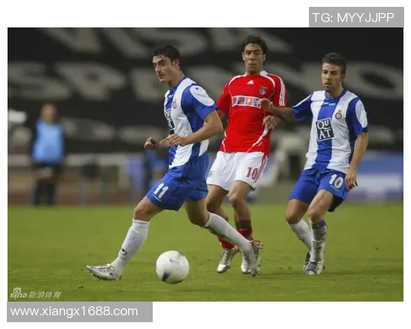 科斯塔：从足球场到商业舞台的全能明星之路